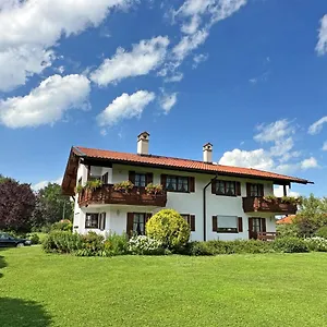  Apartment Haus Wiesengrund